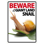 Señal A5 'Beware of the Giant Land Snail', 14.8 x 21 cm, MAGNET & STEEL