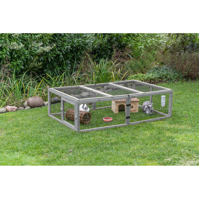 Recinto Exterior con Cubierta, 174 × 48 × 109 cm, gris